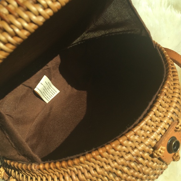 Bagus Woven Circular Ata Grass Crossbody Bag - Picture 4 of 6
